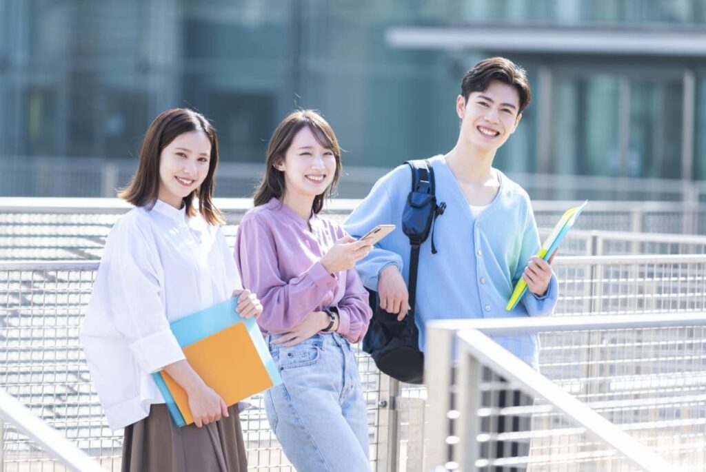 ベスト進学ネットで「海外研修が充実している学校」を調べる